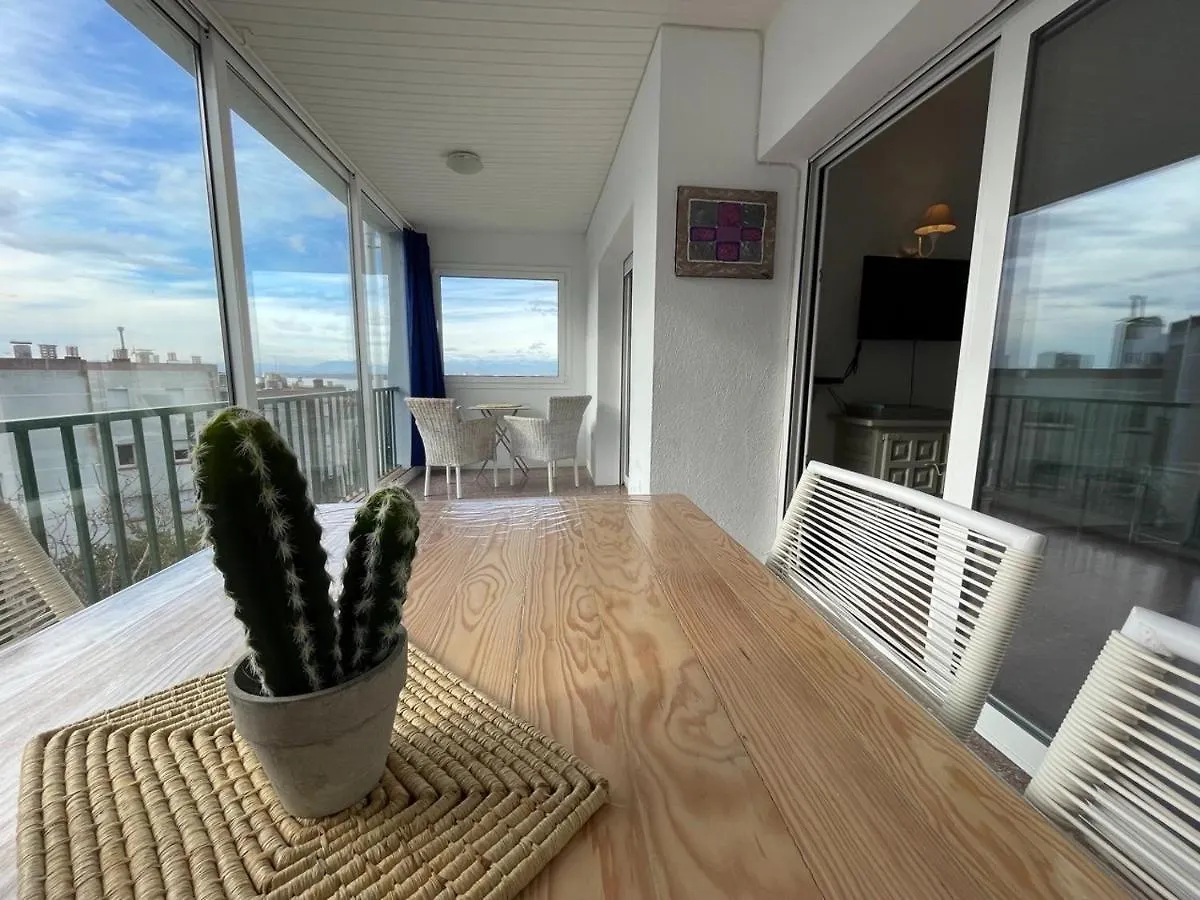 Bel Appartement vue Mer Roses
