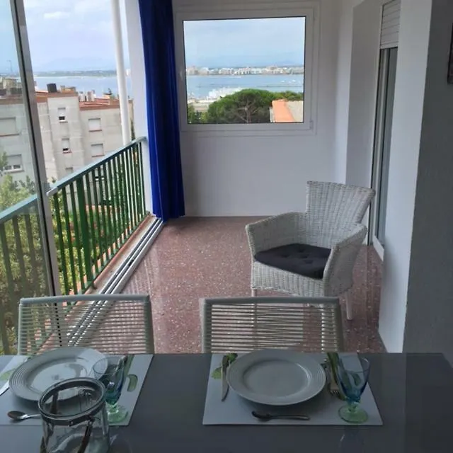 Bel Appartement vue Mer Roses
